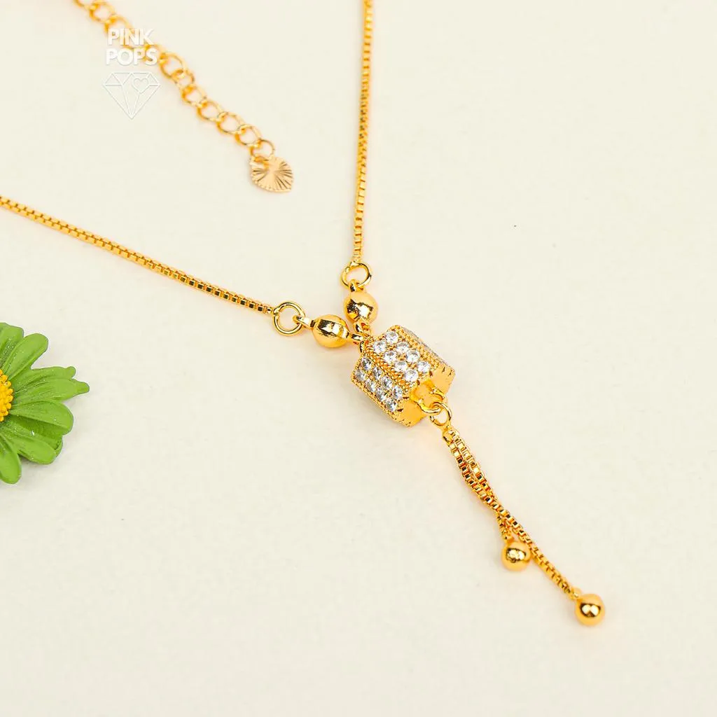 Fashion Dazzling Gold Pendant