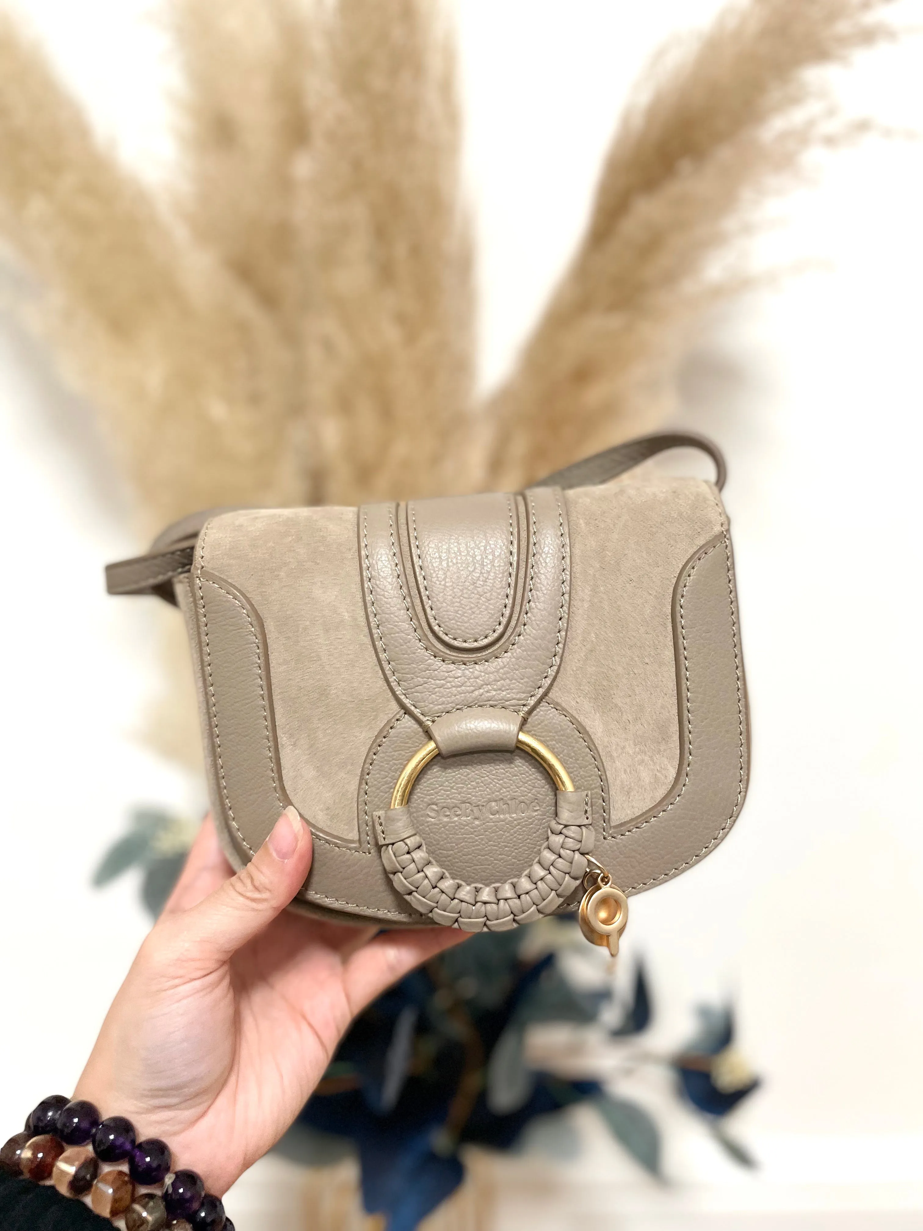 Mini Hana crossbody bag