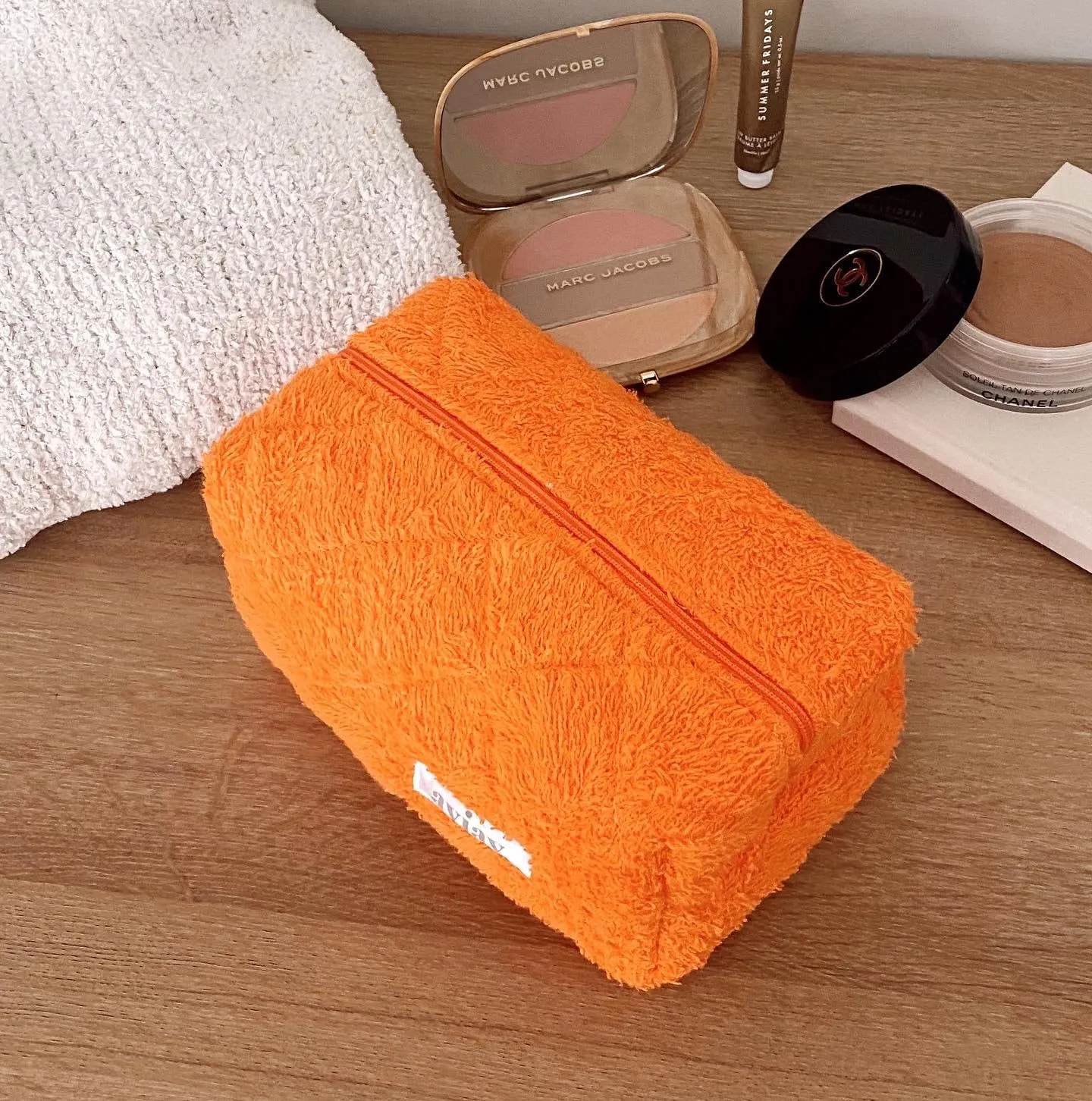 ORANGE TEDDY MAKE-UP BAG