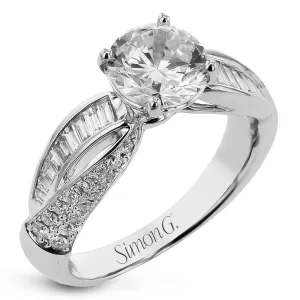 Round-Cut Split-Shank Engagement Ring In 18k Gold With Diamonds