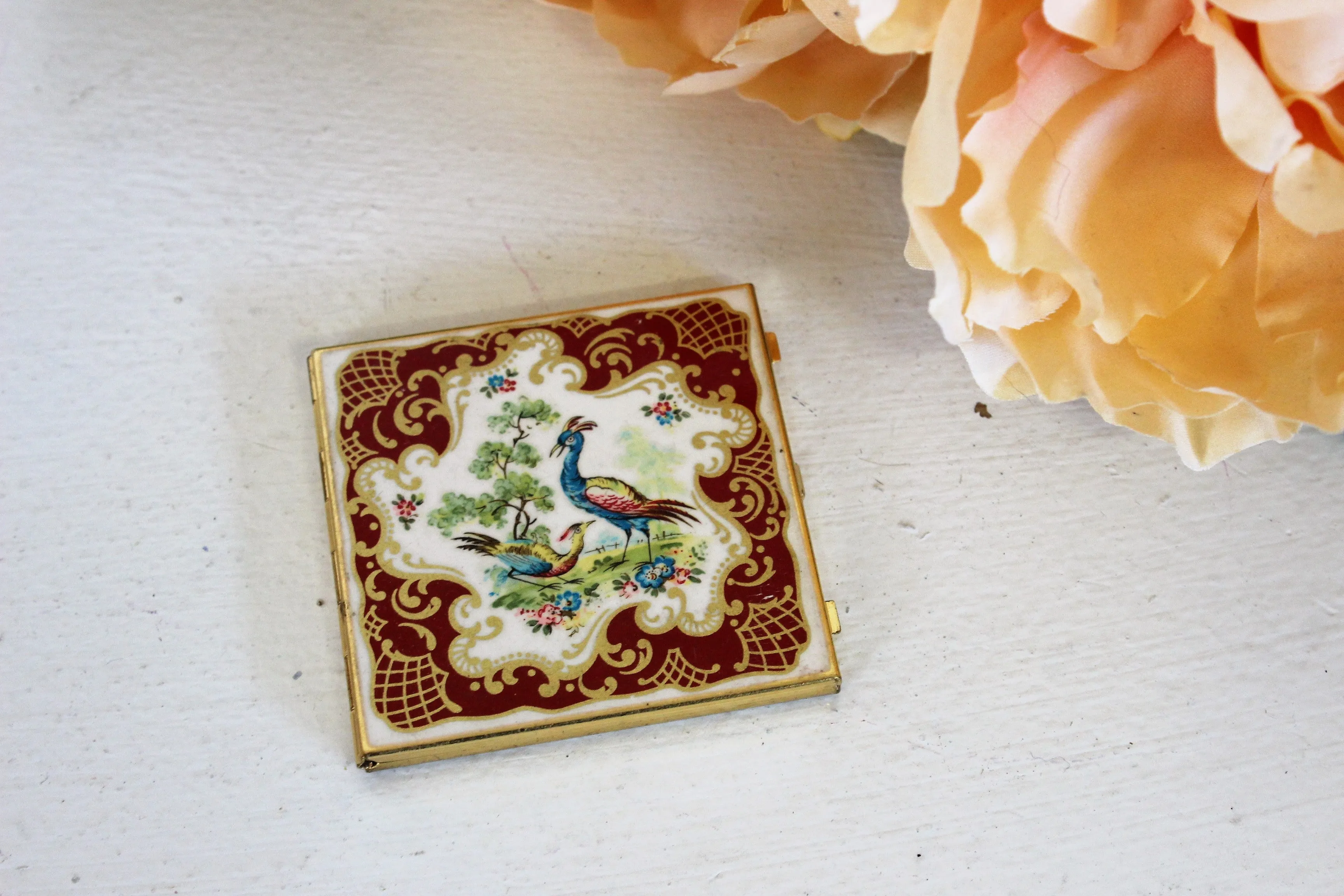 Vintage 1950s Peacock Print Enamel Compact